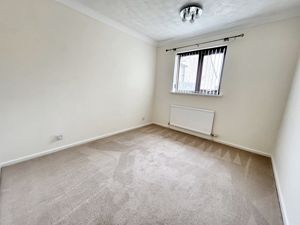 Bedroom- click for photo gallery